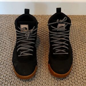 Northface Larimer Mid Waterproof Boots